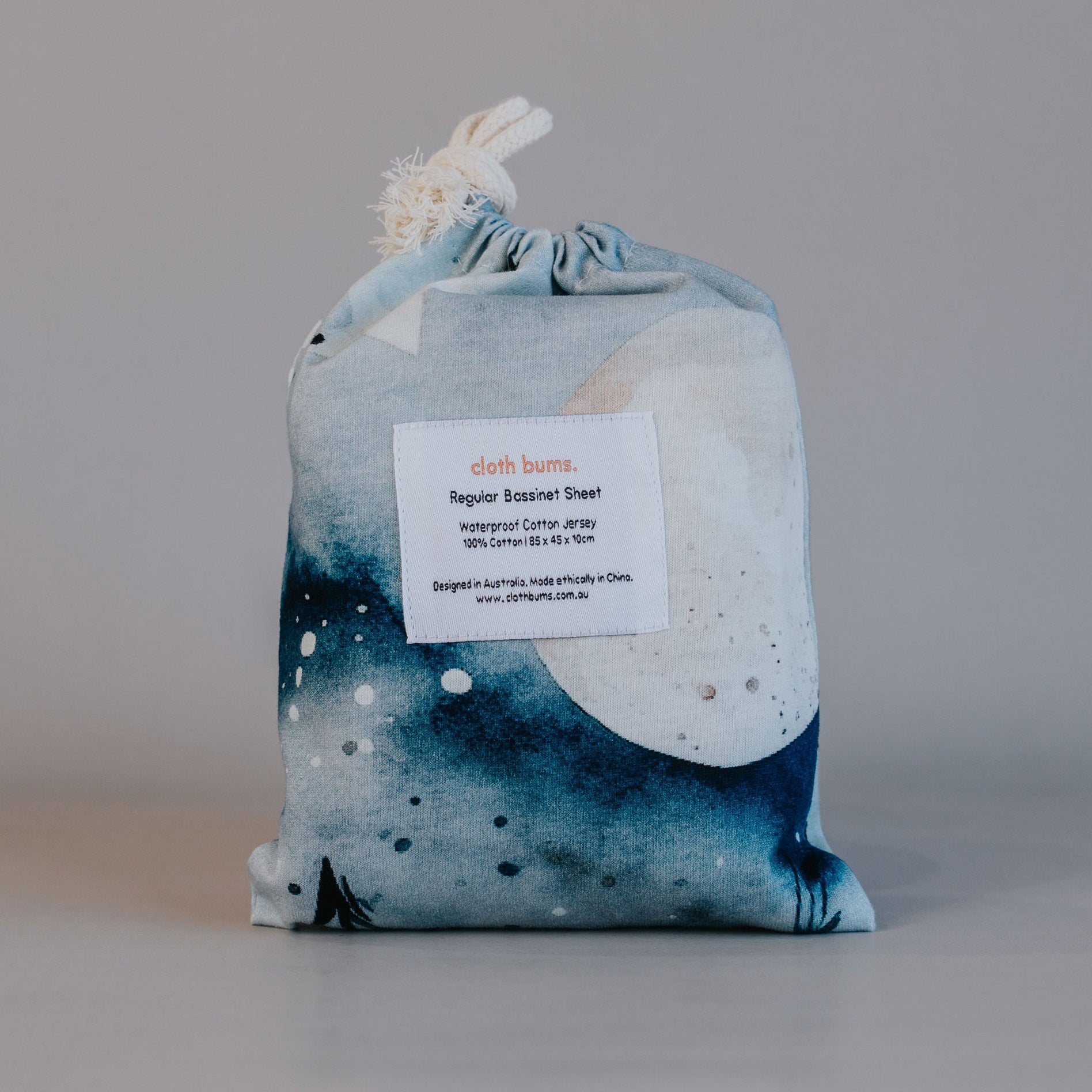 Regular Bassinet Waterproof Sheet - Milky Way