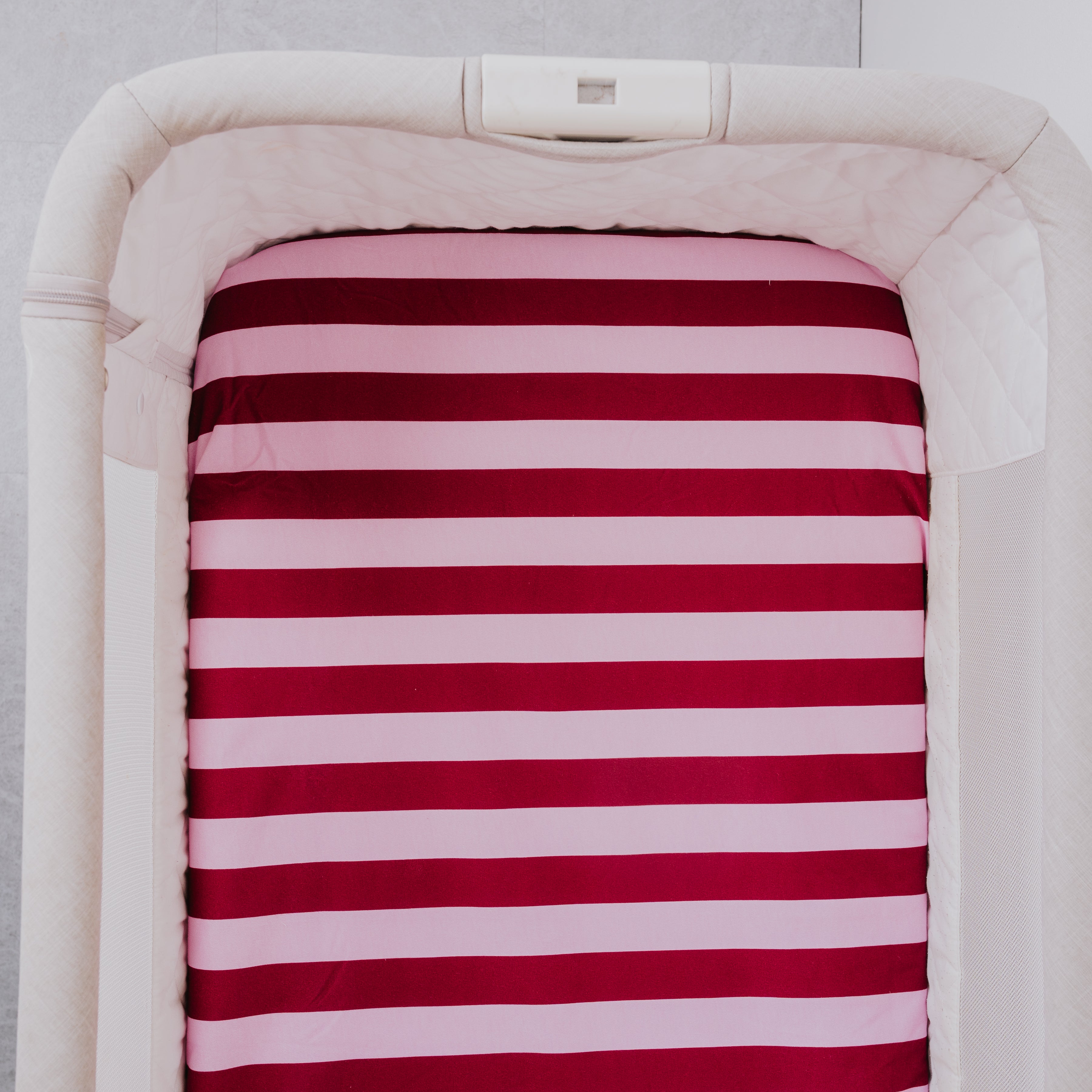 Regular Bassinet Waterproof Sheet - Berry Good