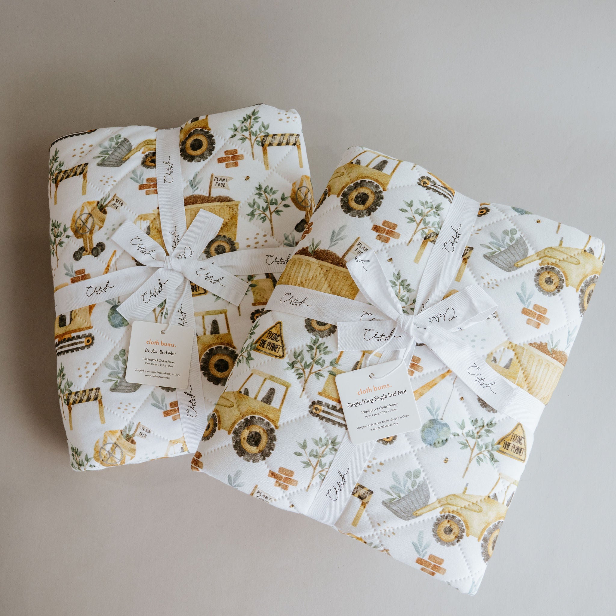 Waterproof Bed Mat - Gold Digger
