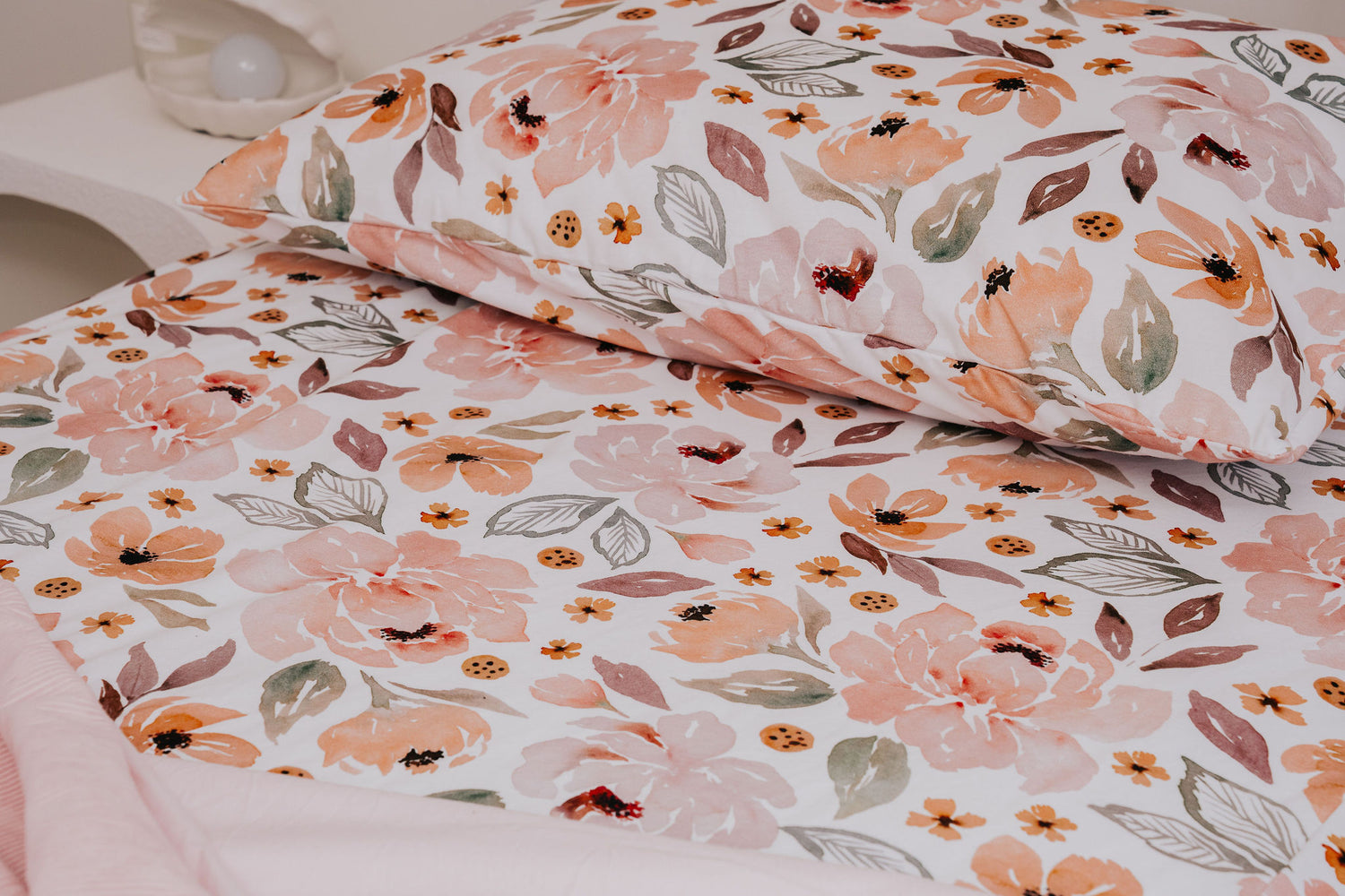 Waterproof King/Single Sheet - Peony Pop