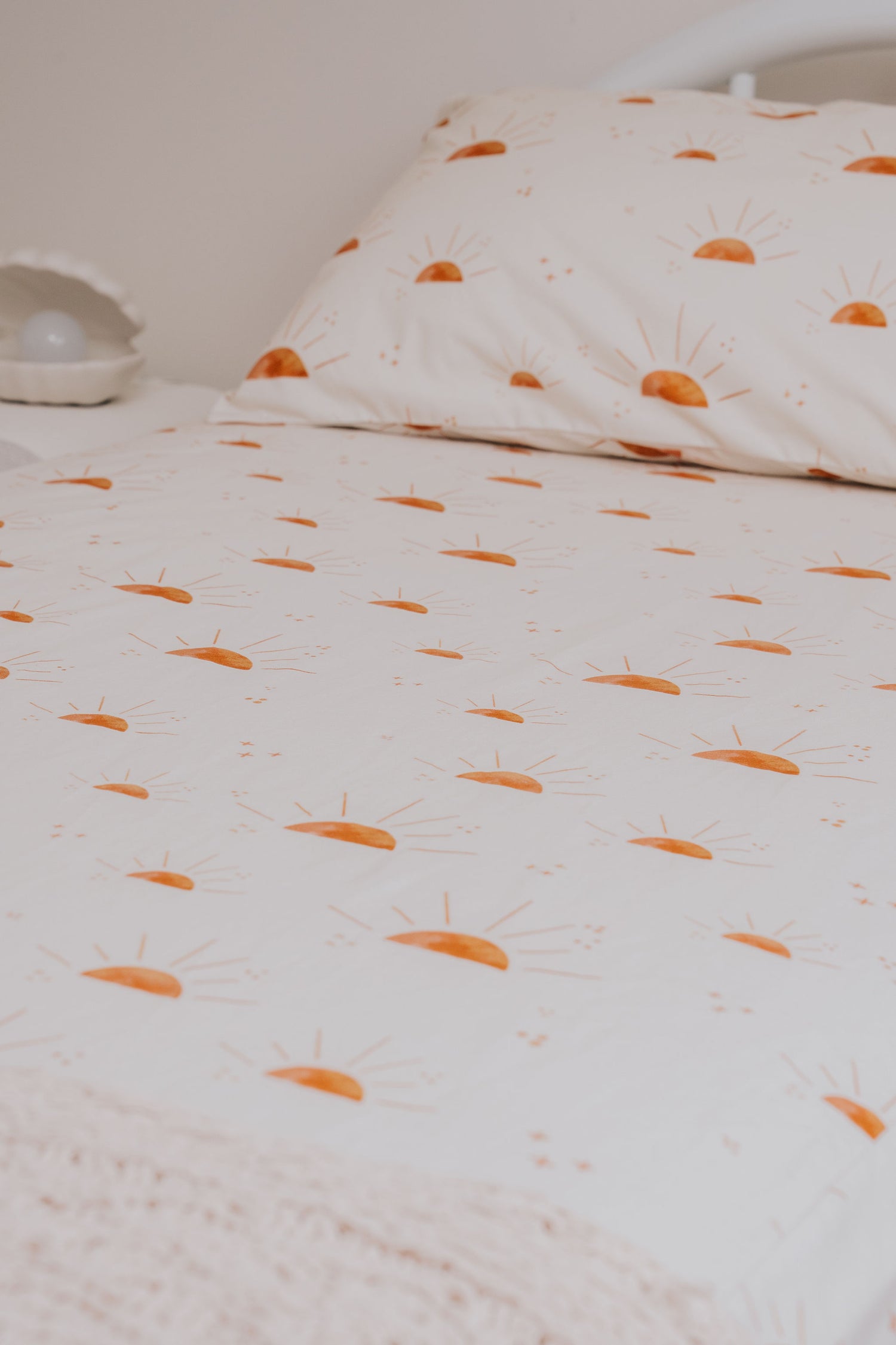 Waterproof King/Single Sheet - Sol