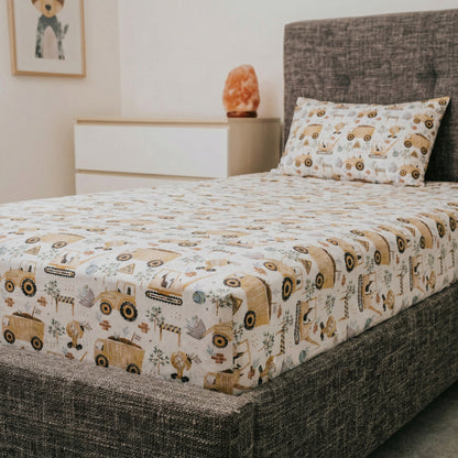 Waterproof Fitted Sheet in Single or King Single - Gold Digger