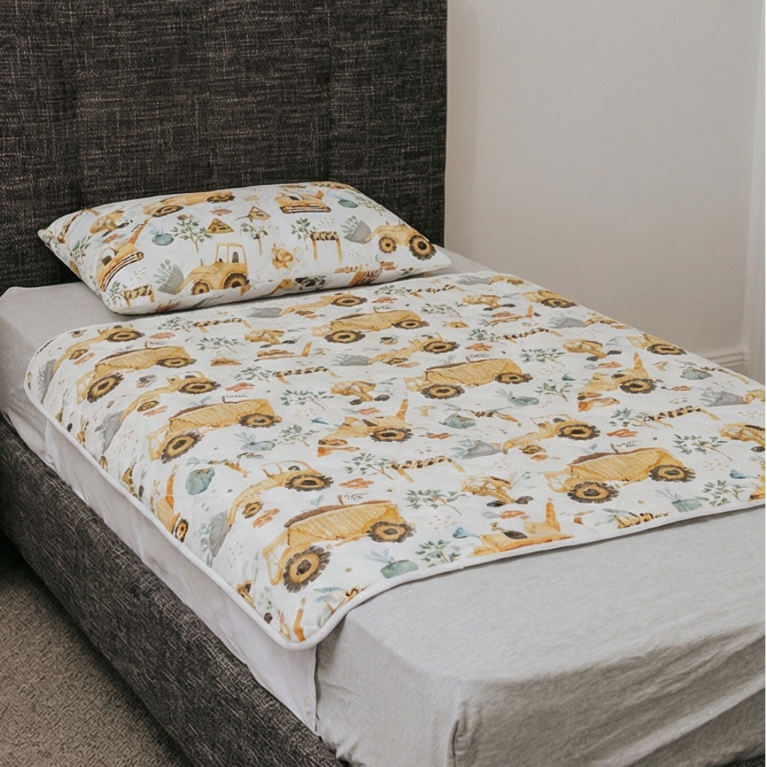 Waterproof Bed Mat - Gold Digger