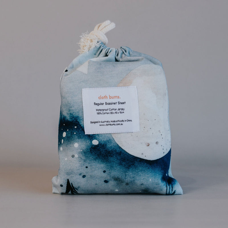 Regular Bassinet Waterproof Sheet - Milky Way