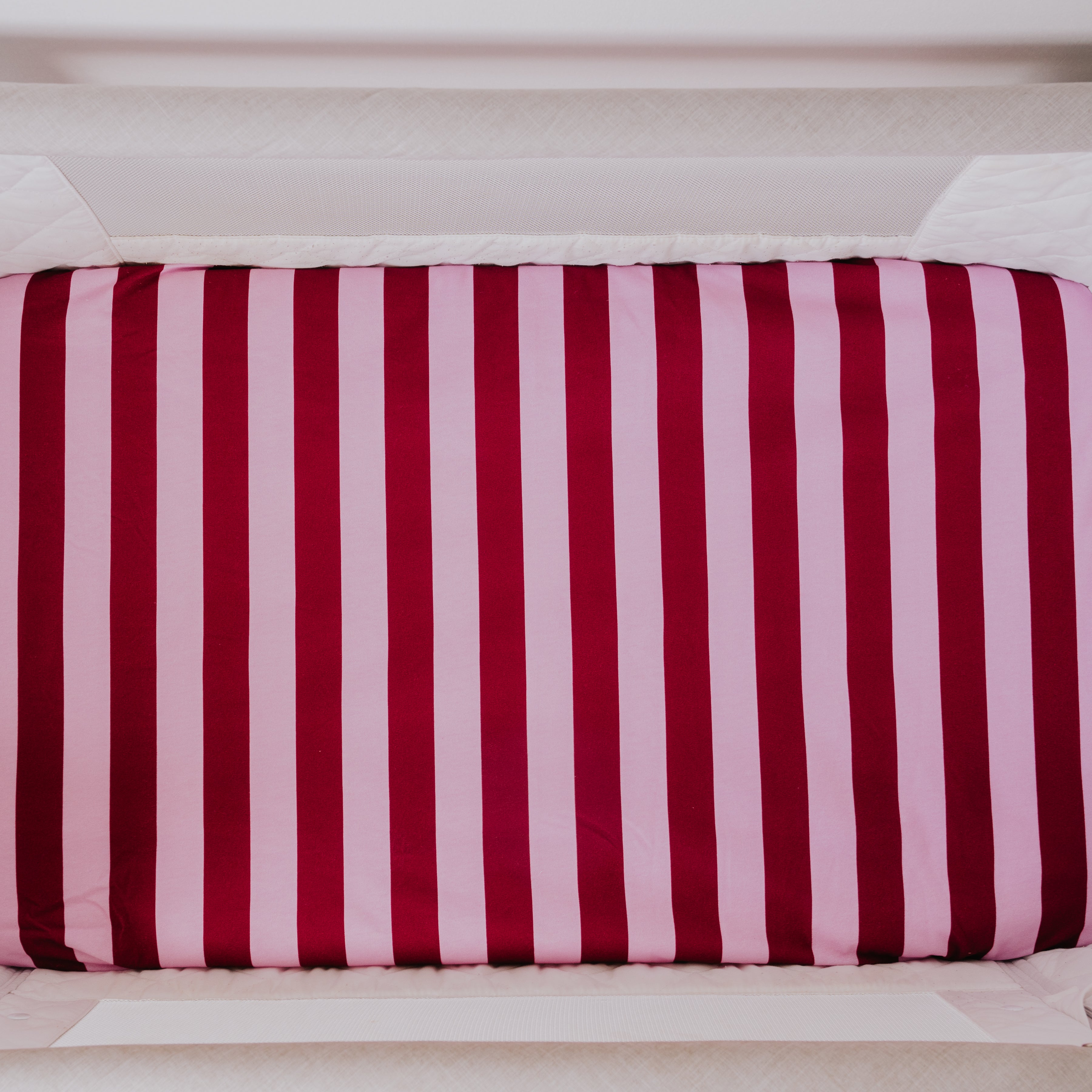 Regular Bassinet Waterproof Sheet - Berry Good
