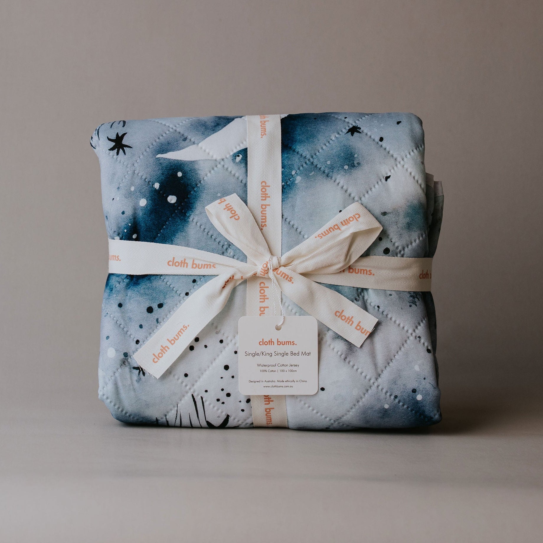 Waterproof Bed Mat - Milky Way