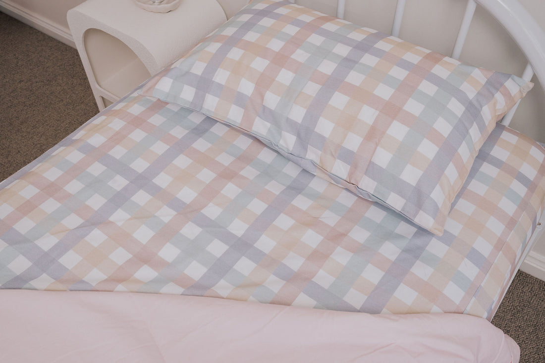 Waterproof King/Single Sheet - Checkpoint
