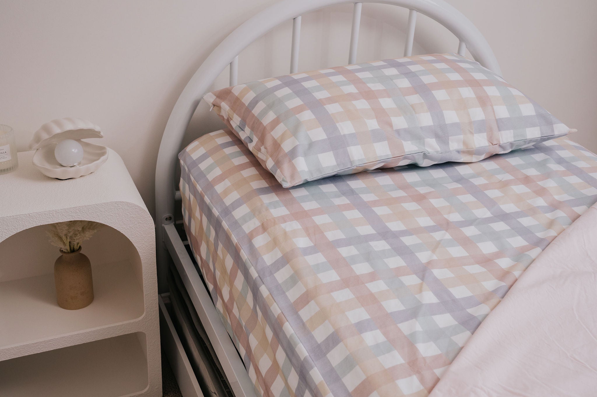 Waterproof Fitted Sheet in Single or King Single - Checkpoint