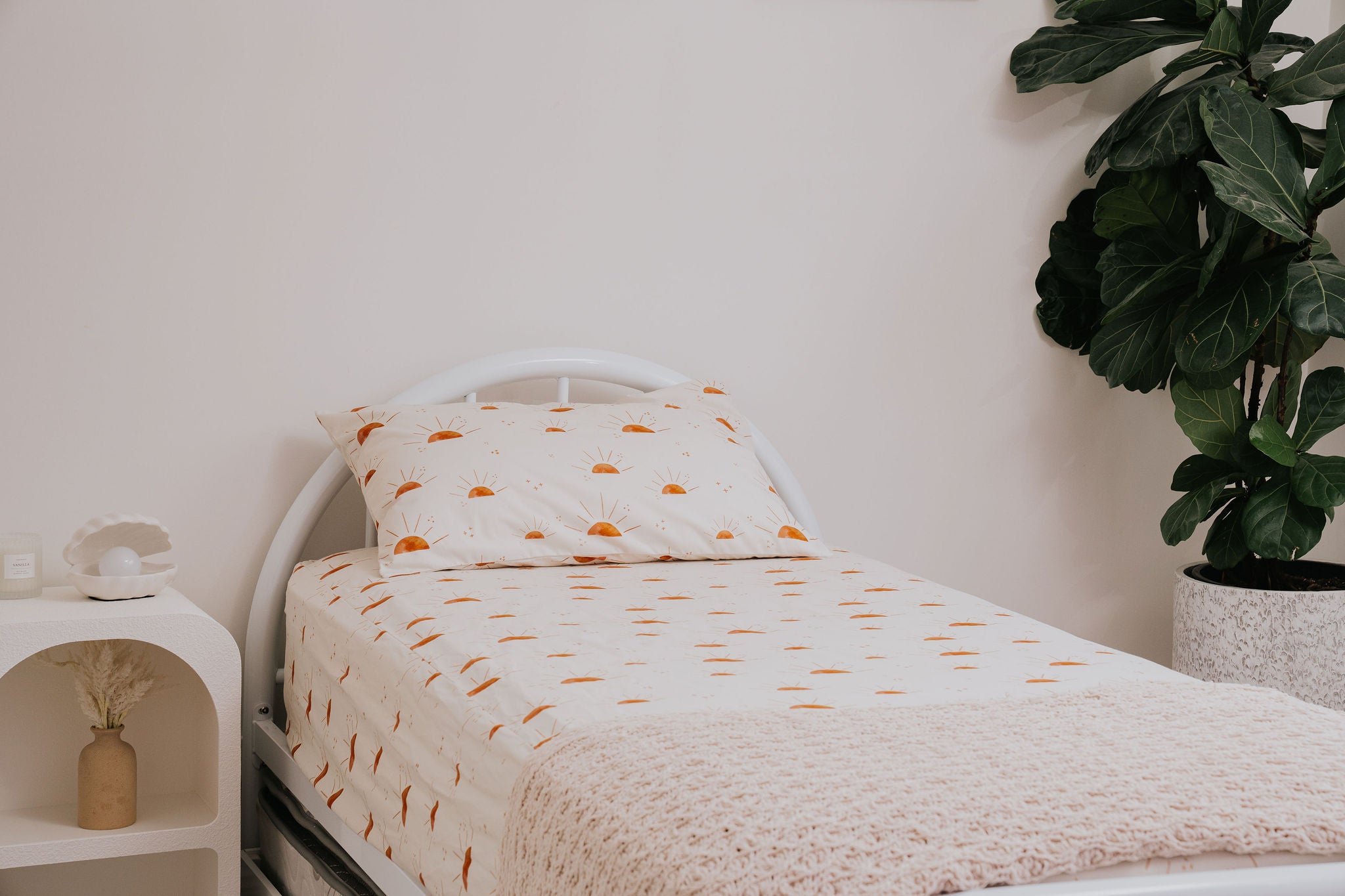 Waterproof Fitted Sheet in Single or King Single - Sol