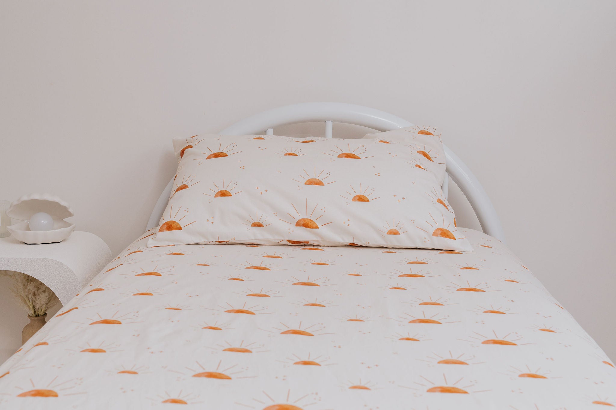 Waterproof Fitted Sheet in Single or King Single - Sol