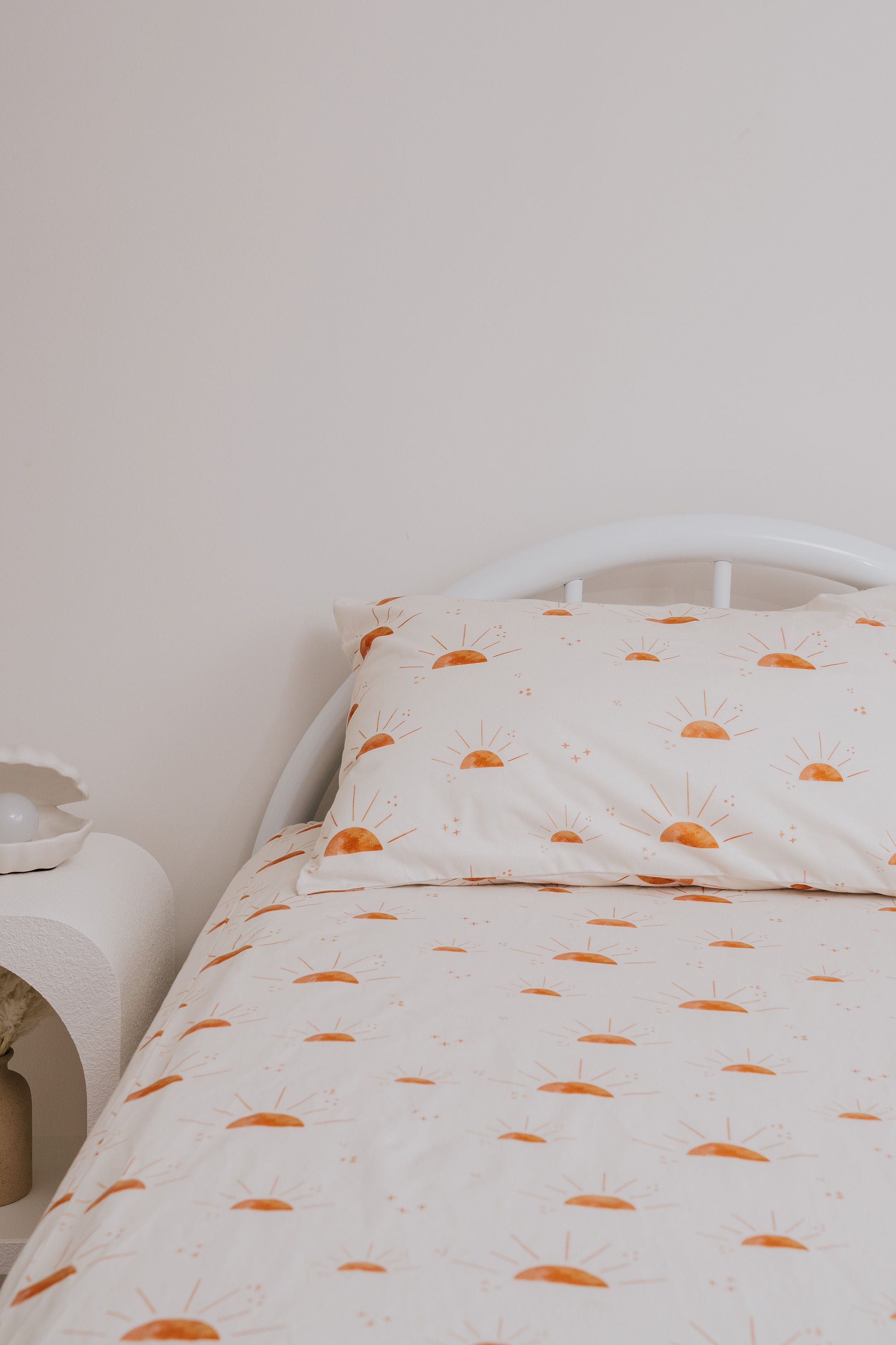 Waterproof Fitted Sheet in Single or King Single - Sol