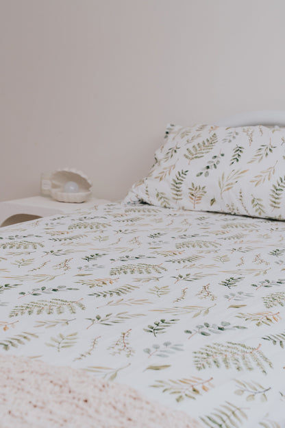 Waterproof King/Single Sheet - Fern Gully