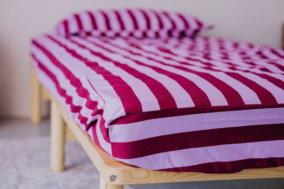 Waterproof Fitted Sheet in Single or King Single - Berry Good