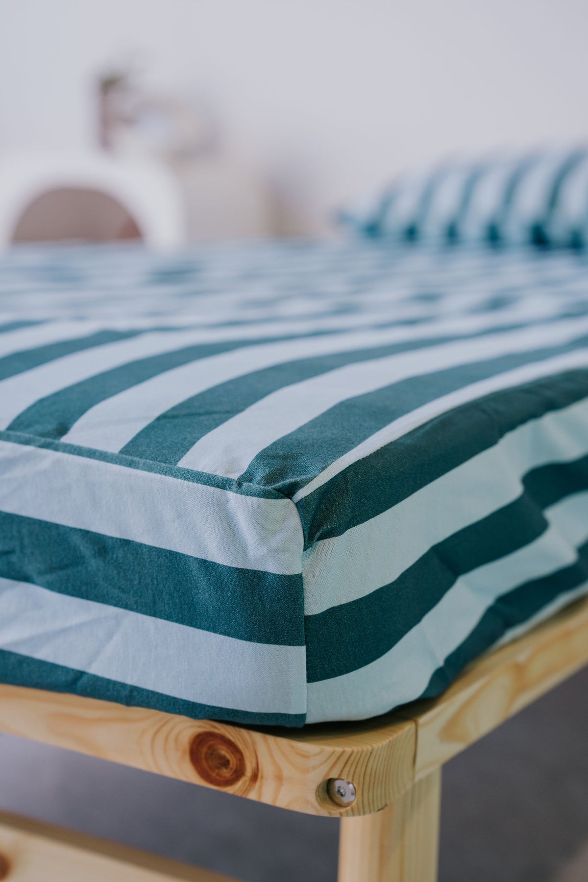 Waterproof Fitted Sheet in Single or King Single - Tide Line