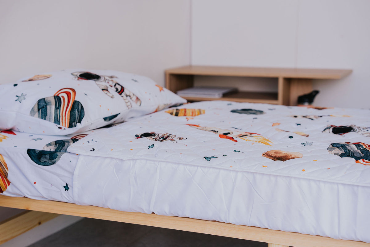 Waterproof Bed Mat - Space Jam