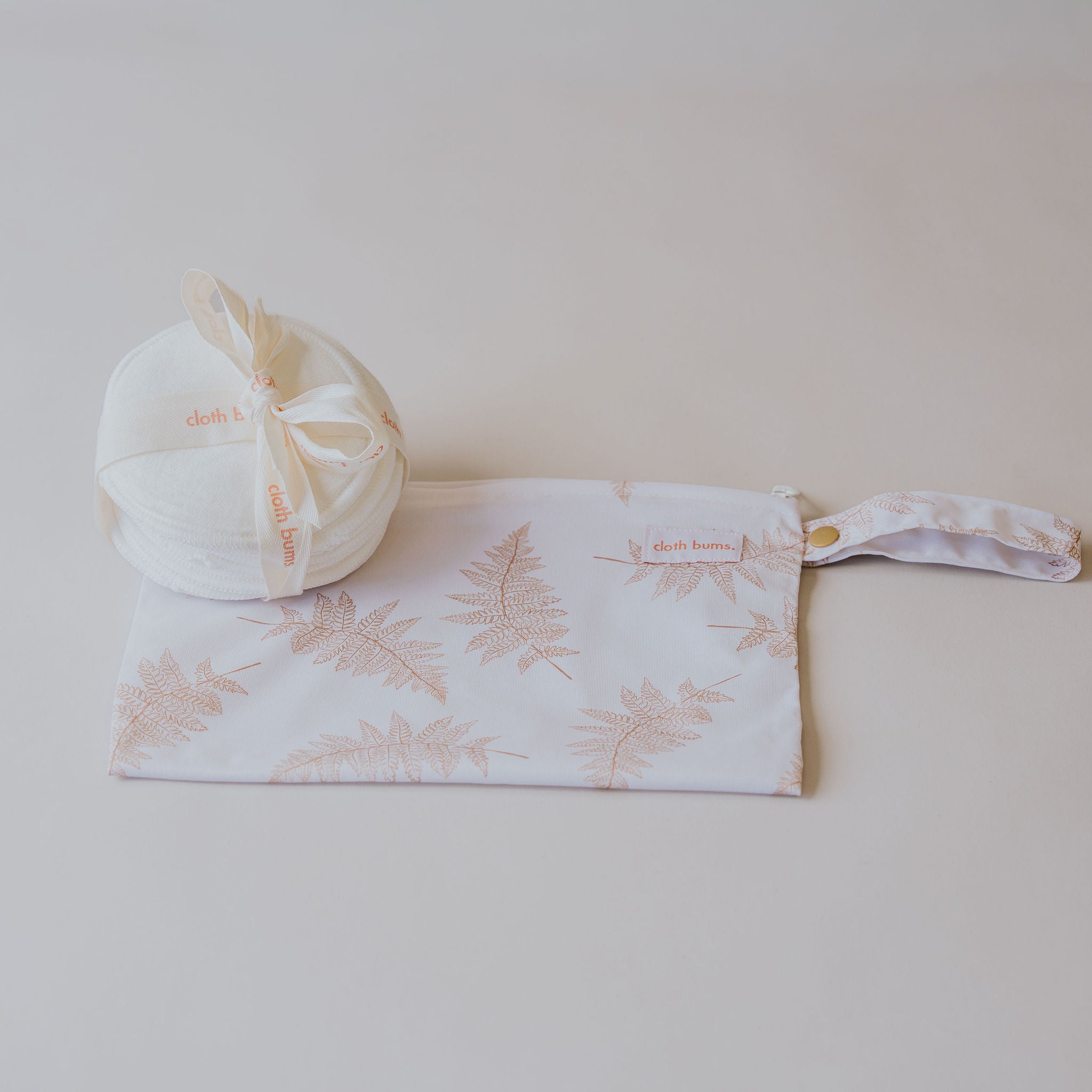 Breastfeeding Bundle – Bamboo Breast Pads + Wet Bag
