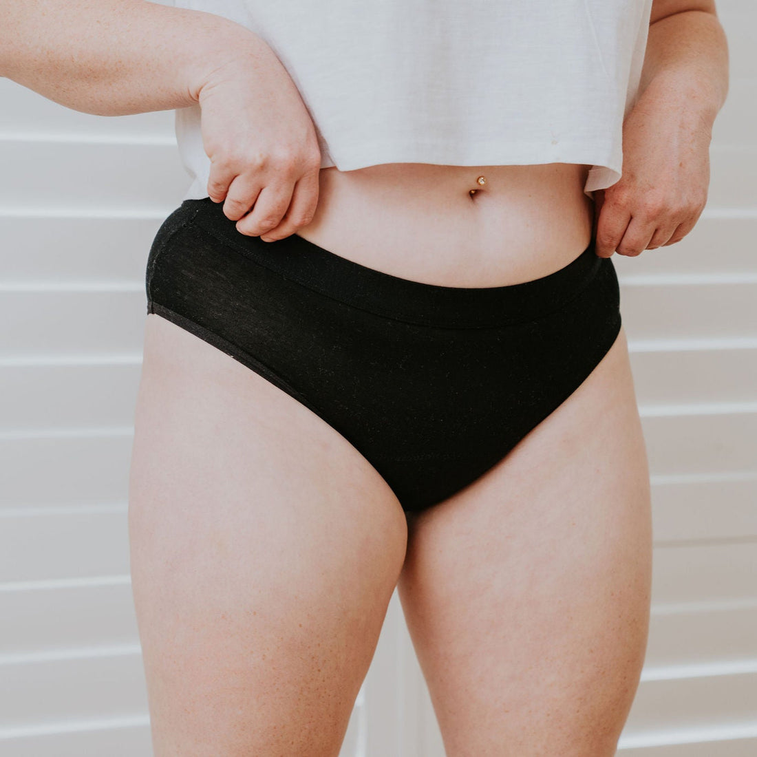 Mid-Rise Menstrual Underwear - Black