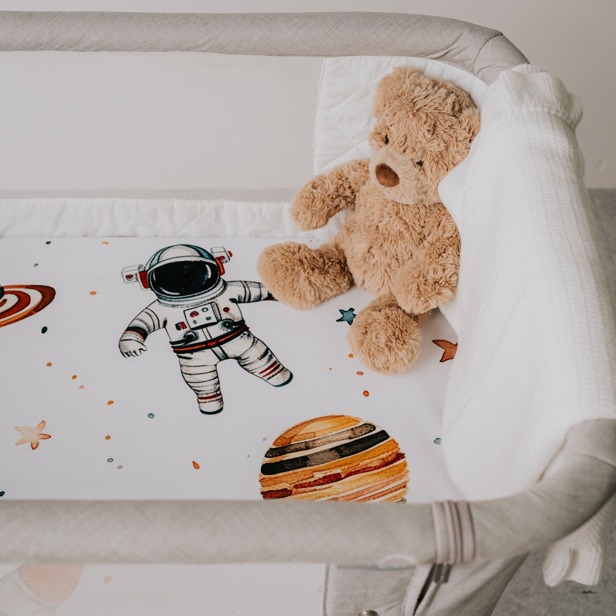 Regular Bassinet Waterproof Sheet - Space Jam