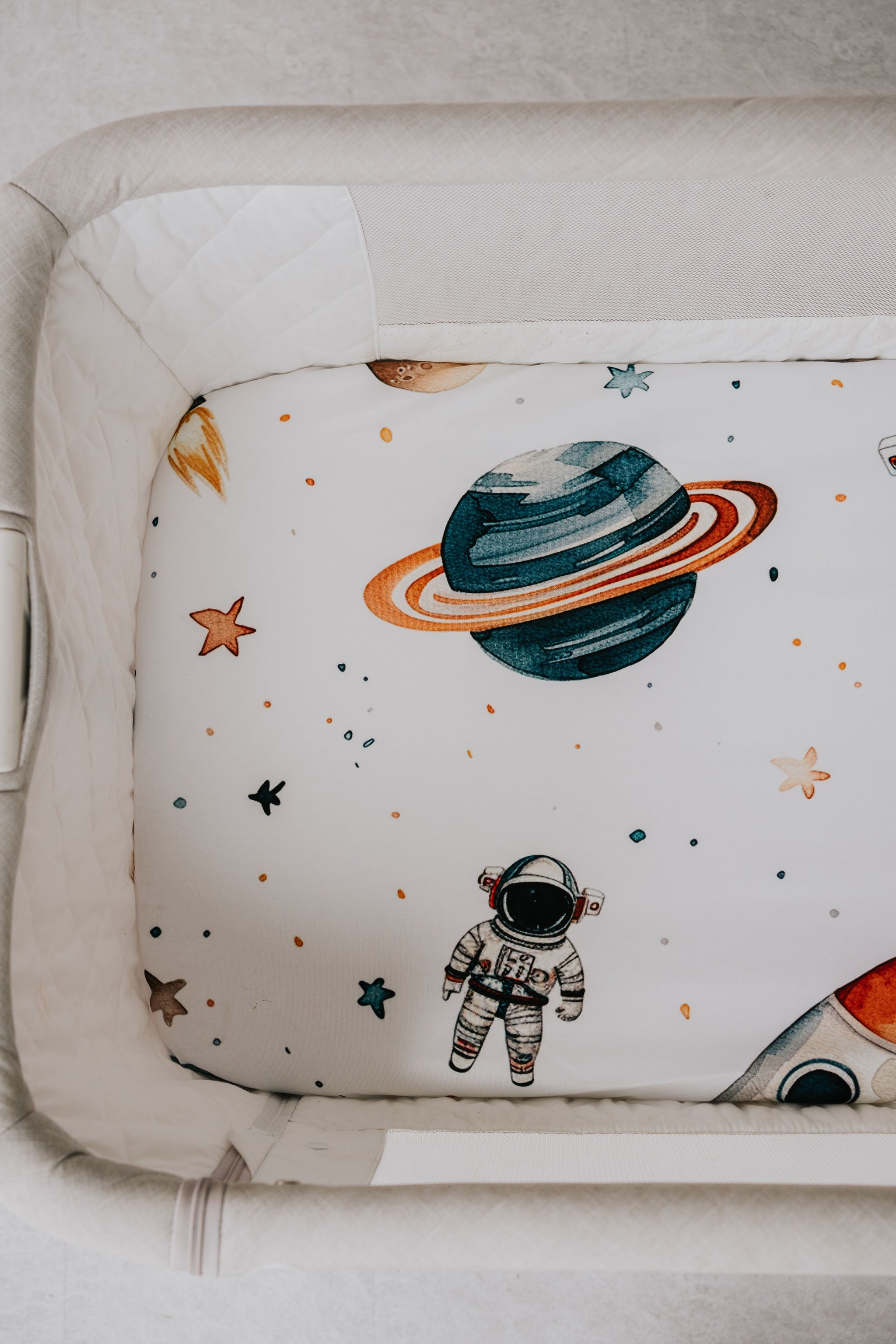 Regular Bassinet Waterproof Sheet - Space Jam