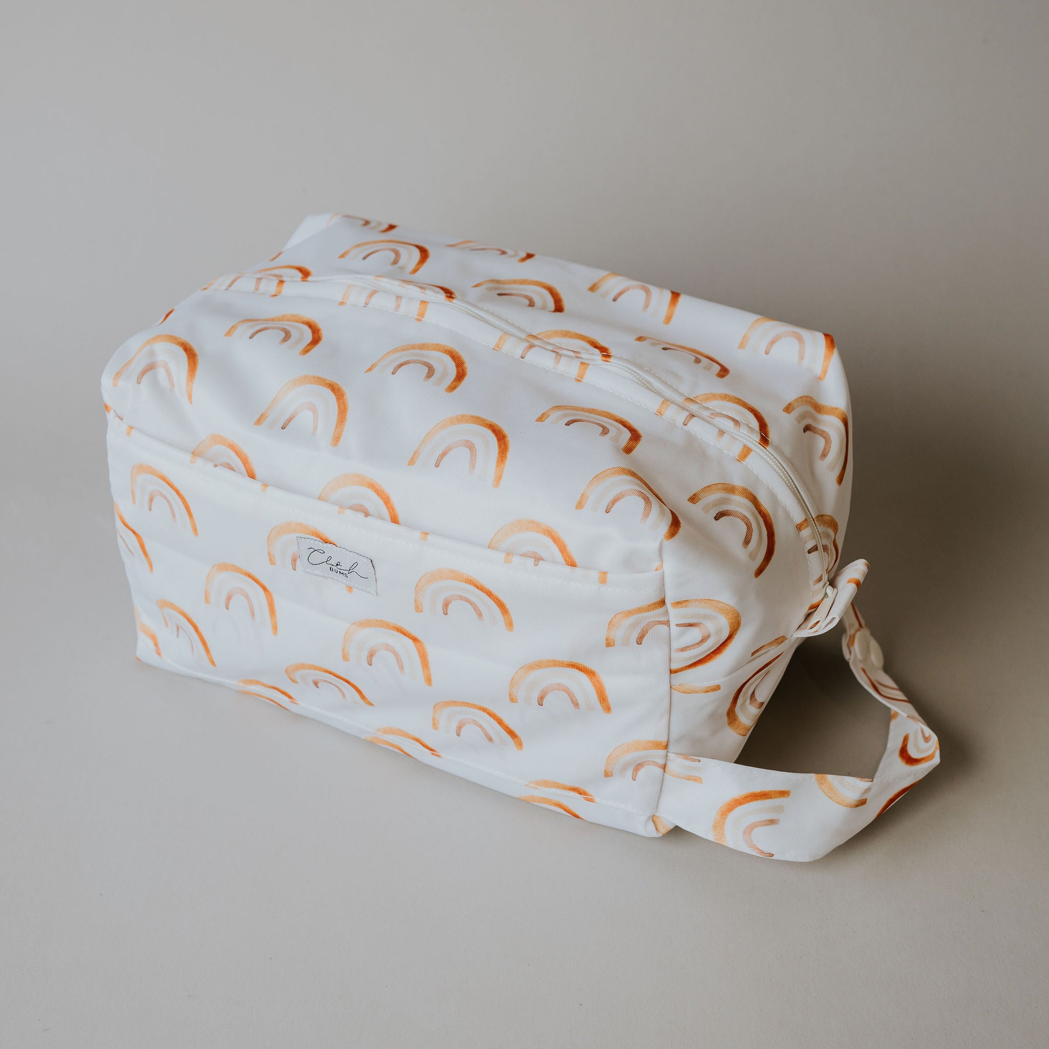 Pod Wet Bag - Rainbow Riot
